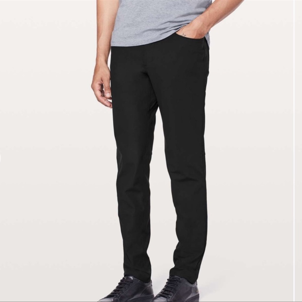 LULULEMON Slim Fit Black Pant